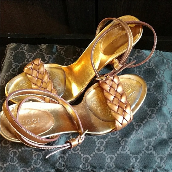 Authentic Gucci sandals - Picture 2 of 5